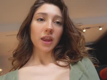 girl Cheap Sex Cams with mia_elfie